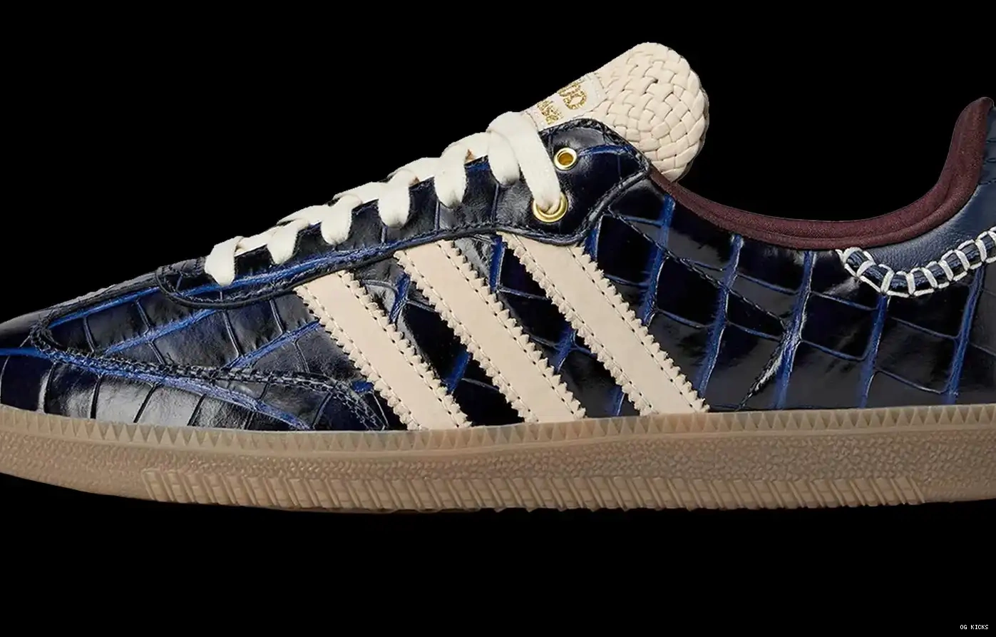 Bonner Wales Navy Samba adidas Croc 0701